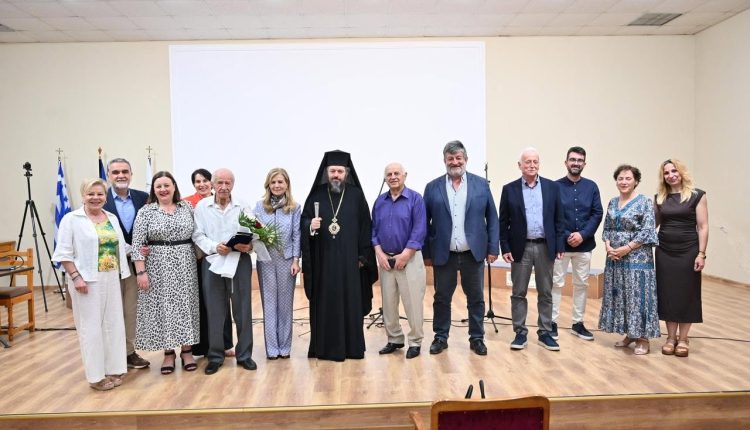 Η-Κόνιτσα-τίμησε-τον-συγγραφέα-Σωτήριο-Τουφίδη