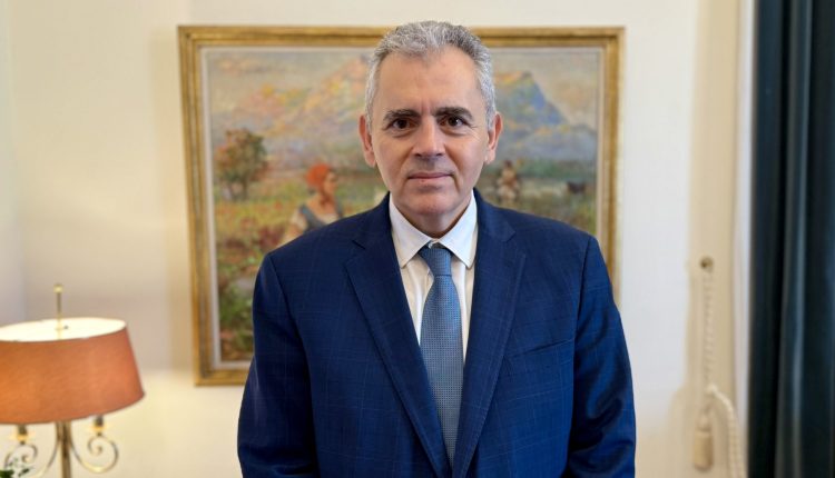 Μ.-Χαρακόπουλος:-Υγιή-πρότυπα-και-αξίες-στη-μάχη-κατά-των-ναρκωτικών