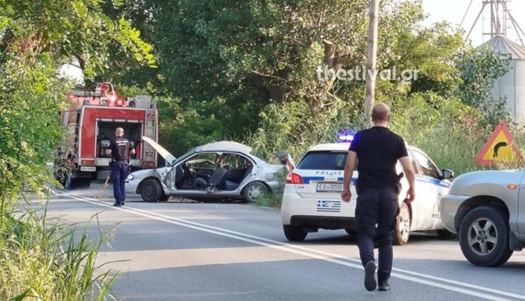 Τραγωδία-στη-Θεσσαλονίκη:-Ένας-νεκρός-και-ένας-τραυματίας-μετά-από-μετωπική-σύγκρουση-δύο-αυτοκινήτων-–-Δείτε-φωτογραφίες