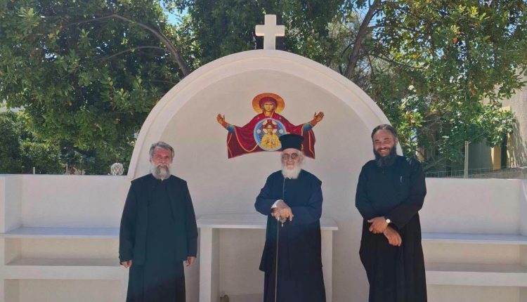 Ο-Μητροπολίτης-Λέρου-ξεναγήθηκε-στο-Κέντρο-Νεότητας-της-Μητροπόλεως