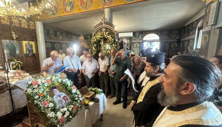 Υποδοχή-Ιερού-Λειψάνου-του-Αγίου-Γερβασίου-στην-Ενορία-Αγίων-Αποστόλων-Άρτης