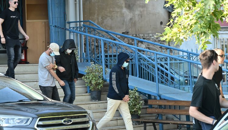 Ελεύθεροι-οι-πέντε-συλληφθέντες-για-την-κατάρρευση-της-πολυκατοικίας-στα-Πετράλωνα-–-Περαιτέρω-έρευνα-διέταξε-ο-εισαγγελέας