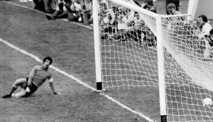 Μουντιάλ-1978:-Το-πολιτικό-μήνυμα-των-δοκαριών-στα-γήπεδα-της-Αργεντινής