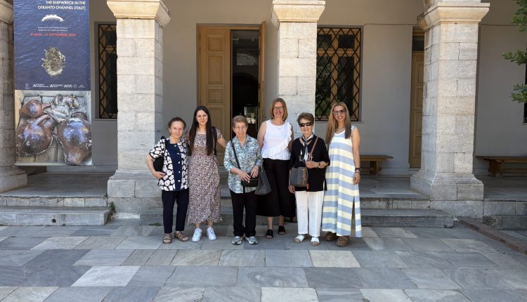 Επίσκεψη-των-επωφελούμενων-του-«Καρέλλειου»-στο-Βυζαντινό-και-Χριστιανικό-Μουσείο