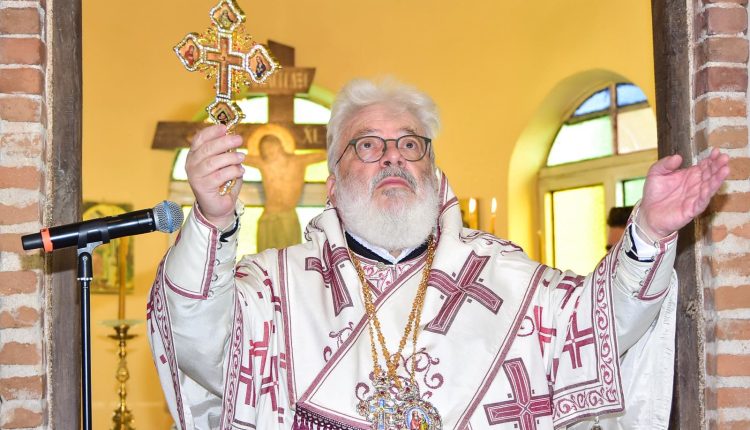 Διδυμοτείχου-Δαμασκηνός:-Στο-πρόσωπο-των-Αγίων-Αναργύρων-συνεργάζεται-η-επιστήμη-με-τη-θεία-Χάρη