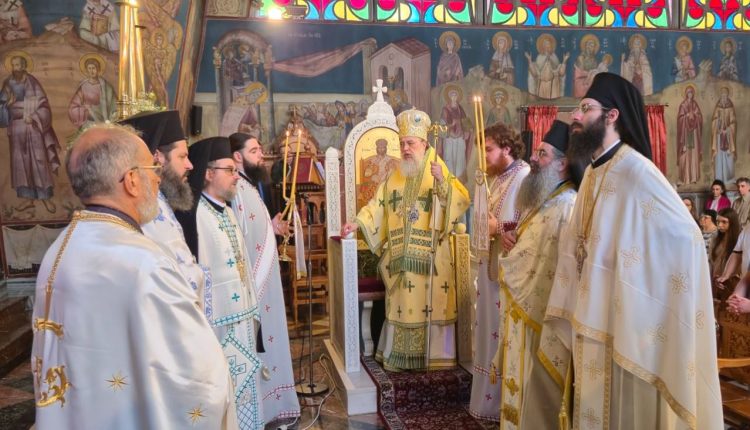 Η-μνήμη-των-Αγίων-και-Ιαματικών-Αναργύρων-στην-Ιερά-Μητρόπολη-Κηφησίας