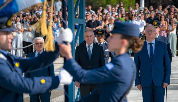 tελετή-ορκωμοσίας-των-νέων-Ανθυποσμηναγών-και-Ανθυπολοχαγών-στη-Σχολή-Ικάρων