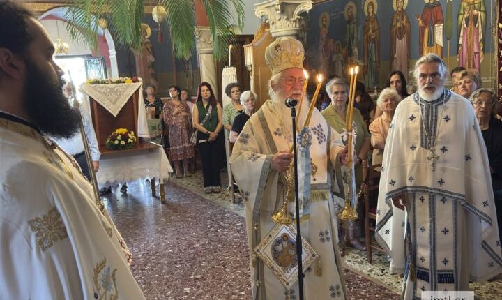 Πανηγύρισε-ο-Ιερός-Ναός-Αγίων-Αποστόλων-Πέτρου-και-Παύλου-Θηβών