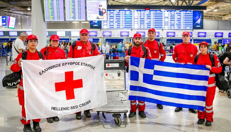Εκεί-όπου-η-ελπίδα-αναζητείται-στα-ερείπια:-Ο-Ελληνικός-Ερυθρός-Σταυρός-πετάει-προς-τη-Βενεζουέλα