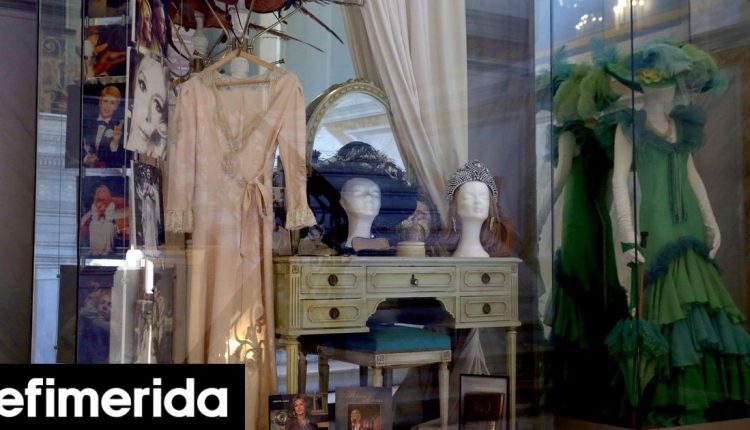«Μέσα»-στο-προσωπικό-καμαρίνι-της-Αλίκης-Βουγιουκλάκη,-στο-Δημοτικό-Θέατρο-Πειραιά-Δείτε-βίντεο-και-φωτογραφίες
