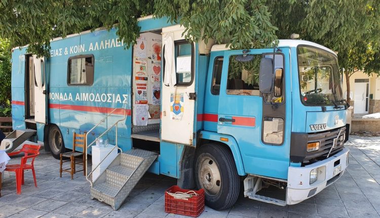 Εθελοντική-αιμοδοσία-στον-Ιερό-Ναό-Αγίων-Αναργύρων-Βόλου