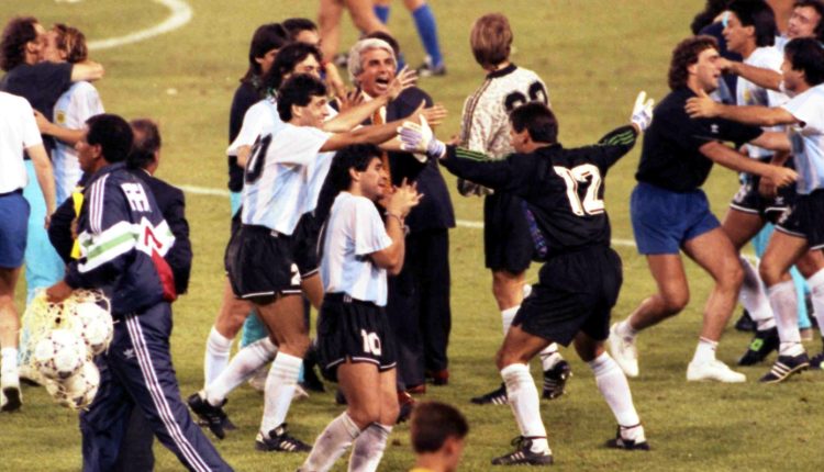 Μουντιάλ-1990:-Η-μέρα-που-ο-Μαραντόνα-χώρισε-την-Ιταλία-στα-δύο