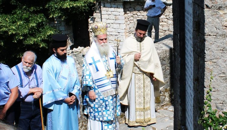 Ο-Μητροπολίτης-Άρτης-στις-επετειακές-εκδηλώσεις-για-την-Επανάσταση-των-Καλαρρυτών