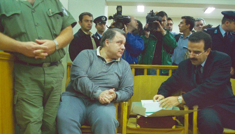 7-Ιουλίου-1989:-Σαν-σήμερα-ξεκινούσε-θεσμικά-στη-Βουλή-η-«κάθαρση»-για-το-σκάνδαλο-Κοσκωτά
