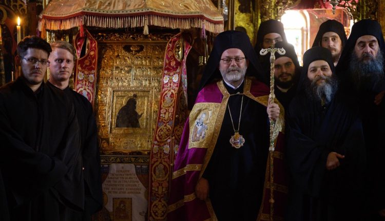 Ο-Μητροπολίτης-Σελευκείας-στην-πανηγυρίζουσα-ΙΜ.-Διονυσίου-Αγίου-Όρους