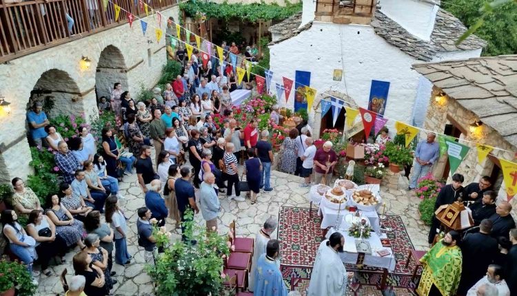 Ο-εορτασμός-της-Αγίας-Κυριακής-και-του-Αγίου-Προκοπίου-στη-Μητρόπολη-Μαντινείας