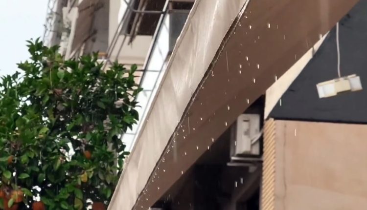 Καλοκαιρινή-μπόρα-στην-Αθήνα,-ισχυρές-βροχές-σε-περιοχές-της-χώρας-–-Πού-θα-συνεχιστεί-η-κακοκαιρία-αύριο