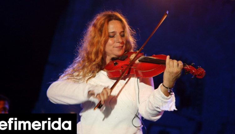 attica-roots-festival:-Η-μουσική-της-Ευανθίας-Ρεμπούτσικα-συναντά-την-ιστορία-Απόψε-η-μεγάλη-συναυλία