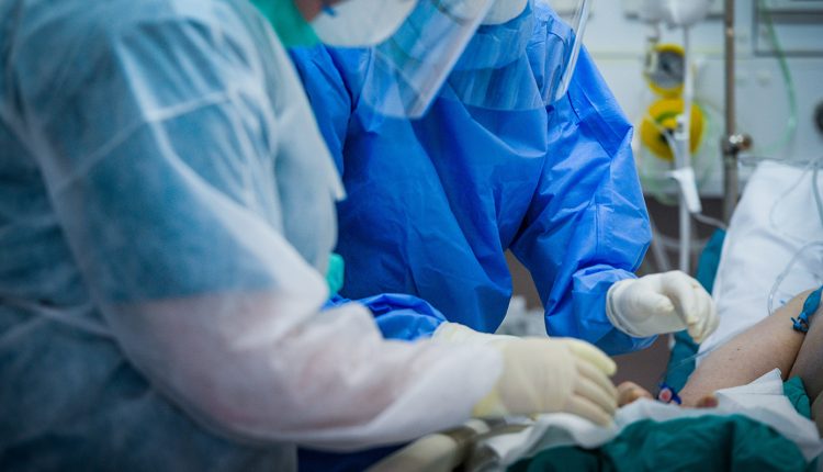 Δύο-ασθενείς-απέκτησαν-την-όρασή-τους-χάρη-στη-δωρεά-κερατοειδών-53χρονης-που-απεβίωσε-στο-νοσοκομείο-Παπαγεωργίου