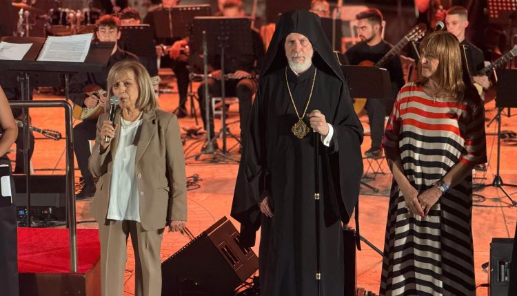 Ο-Μητροπολίτης-Σουηδίας-στην-φιλανθρωπική-συναυλία-«Όταν-η-Ελπίδα-γίνεται-Μουσική»