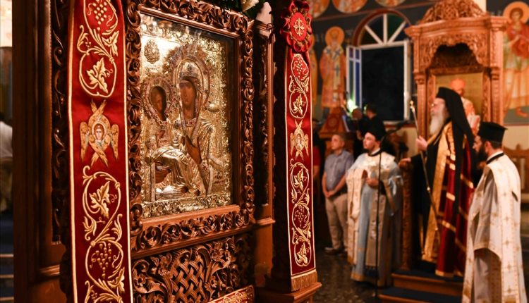 Η-Φοινικούντα-Μεσσηνίας-τιμά-την-πολιούχο-της-Παναγία-Τριχερούσα