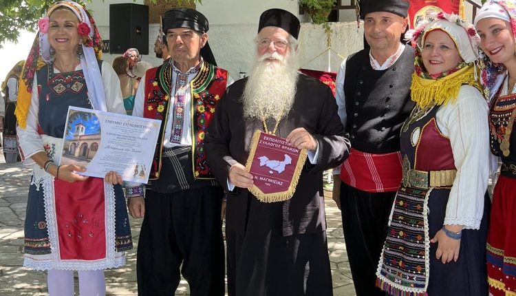 Δημητριάδος-Ιγνάτιος:-«Η-πίστη-δεν-είναι-λόγια,-αλλά-πράξη-αγάπης»-–-Το-πρώτο-«Αντάμωμα-στο-Χωριό»-στις-Σταγιάτες-Πηλίου