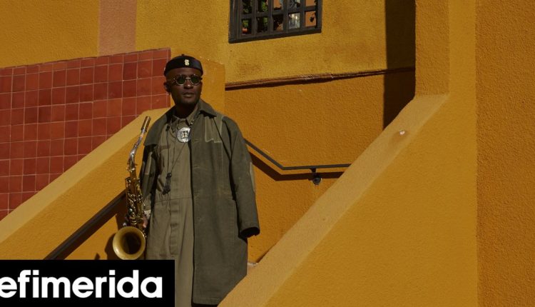 isaiah-collier:-Μία-συναρπαστική-προσωπικότητα-της-jazz,-στην-ανακαινισμένη-Στοά-Αρσακείου