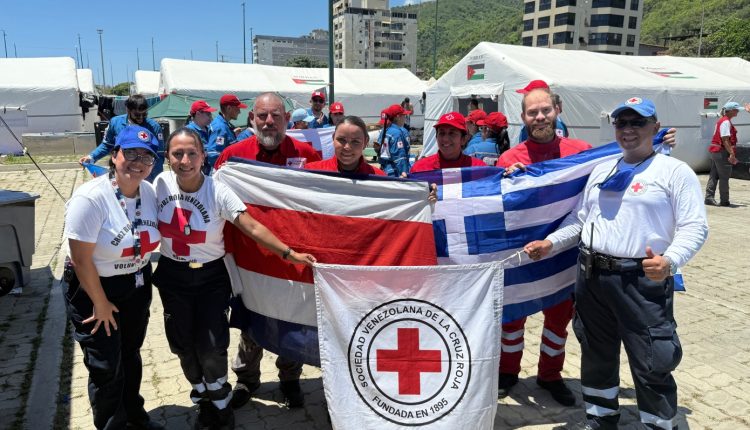 Στην-πρώτη-γραμμή-της-ανθρωπιστικής-μάχης-οι-εθελοντές-του-Ελληνικού-Ερυθρού-Σταυρού-στη-Βενεζουέλα
