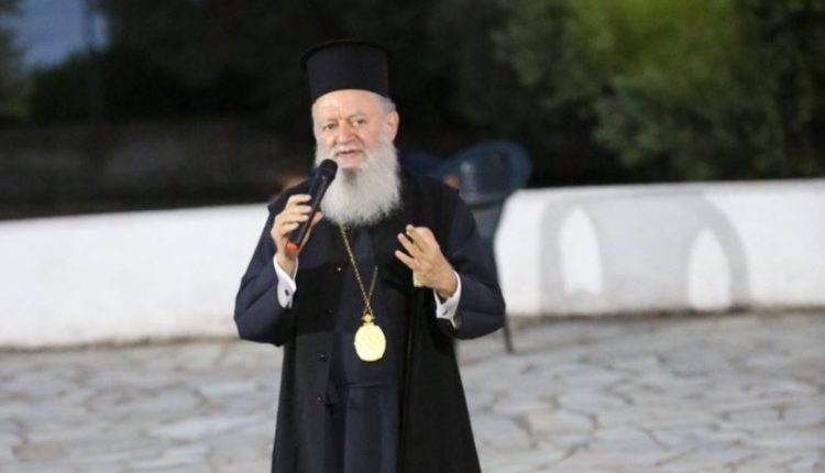 Χαλκίδος-Χρυσόστομος:-Το-«κεράκι»-των-πιστών-καλύπτει-την-δωρεάν-φιλοξενία-παιδιών-στις-κατασκηνώσεις