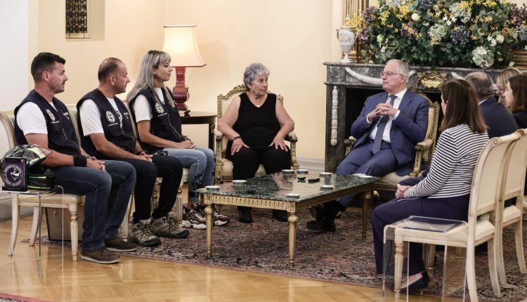 Συνάντηση-ΠτΔ-με-αντιπροσωπεία-της-«Πρωτοβουλίας-Μνήμης-Ισαάκ-–-Σολωμού»
