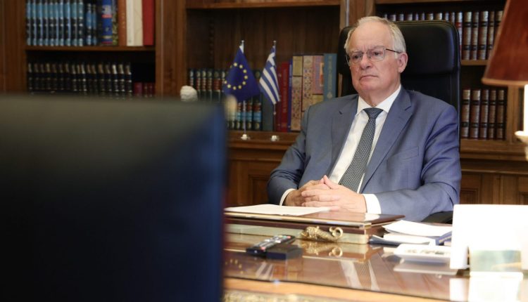 Κ.-Τασούλας:-“Η-Ελλάδα-θα-συνεχίσει-να-στέκεται-στο-πλευρό-της-Ουκρανίας”
