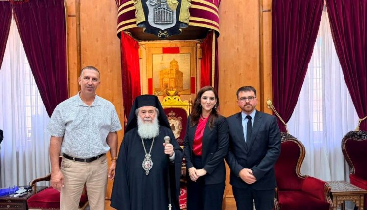 Στον-Πατριάρχη-Ιεροσολύμων-ο-ειδικός-απεσταλμένος-του-Ισραήλ-στον-Χριστιανικό-κόσμο