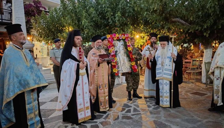 Ποιμαντική-επίσκεψη-του-Μητροπολίτη-Σάμου-στους-Φούρνους-Κορσεών-και-Ικαρία