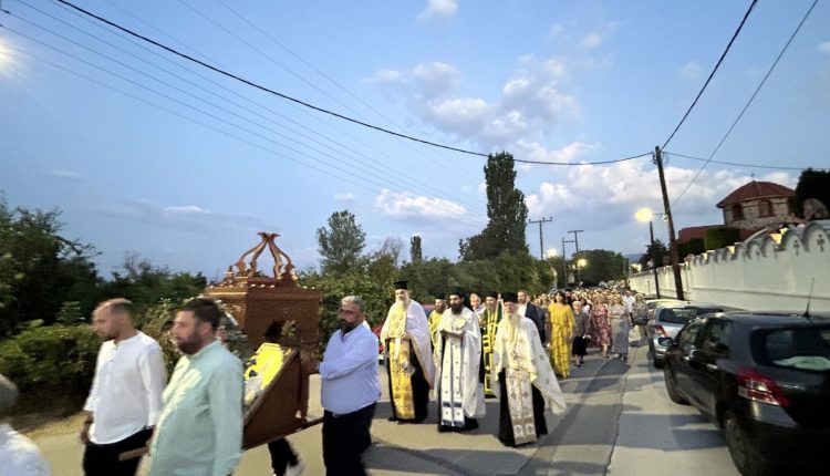 Ο-Αρχιερατικός-Εσπερινός-της-Οσίας-Μακρίνας-στη-Φλώρινα