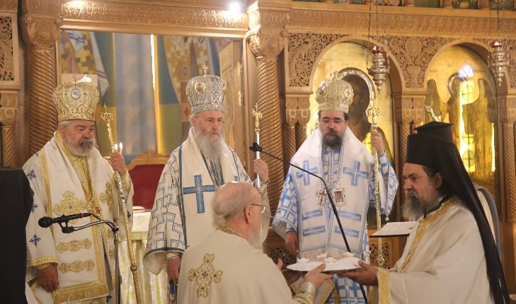 Μητρόπολη-Ναυπάκτου:-Εορτή-των-αγίων-Επισκόπων-και-έλευση-ιερού-Λειψάνου-του-αγίου-Πολυκάρπου