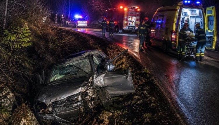 Φωκίδα:-Δύο-νεκροί-και-ένας-σοβαρά-τραυματίας-σε-τροχαίο