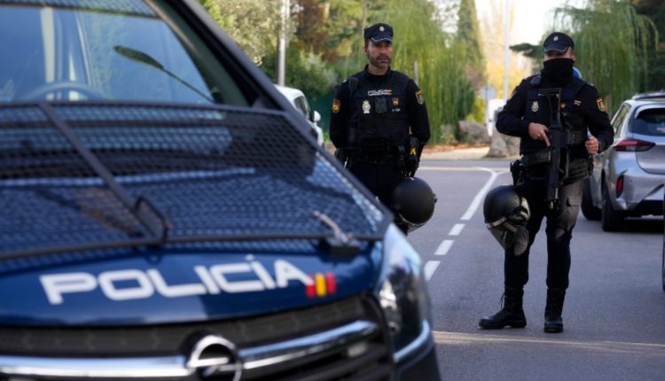 Ισπανία:-Νεκρός-13χρονος-από-κατάρρευση-συντριβανιού-κατά-τους-πανηγυρισμούς-για-την-κατάκτηση-του-Μουντιάλ