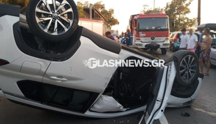 Χανιά:-Αυτοκίνητο-τούμπαρε-μετά-από-πρόσκρουση-σε-σταθμευμένο-ΙΧ.