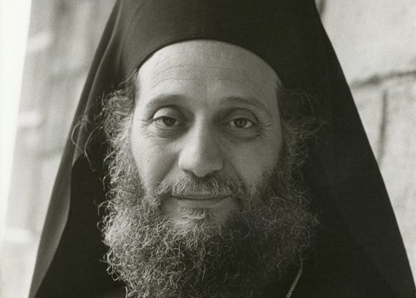 Η-μνημόνευση-και-τιμή-στους-χαρισματούχους-πνευματικούς-Πατέρες-ως-έκφραση-της-αυτοσυνειδησίας-της-Εκκλησιας