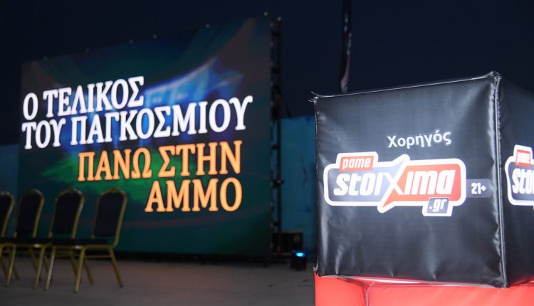 Η-μάχη-Ισπανίας-και-Αργεντινής-καθήλωσε-τους-φιλάθλους-στην-παραλία-Μπάτης-στο-Παλαιό-Φάληρο