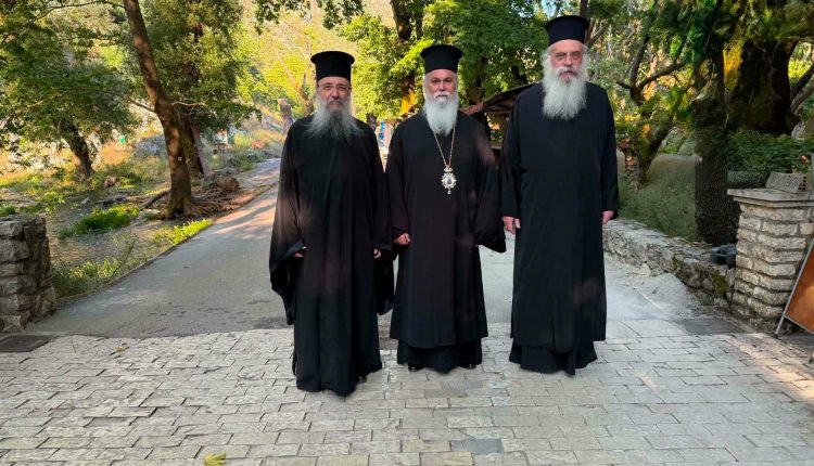Επίσκεψη-Μητροπολιτών-Πατρών-και-Μαντινείας-στα-Καλάβρυτα