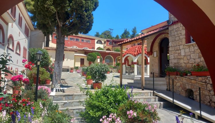 Εσπερινός,-Ευχέλαιο-και-ομιλία-του-π.-Εφραίμ-Παναούση-στην-Ιερά-Μονή-Παναγίας-Χρυσοπηγής-Πολυδενδρίου-Αττικής