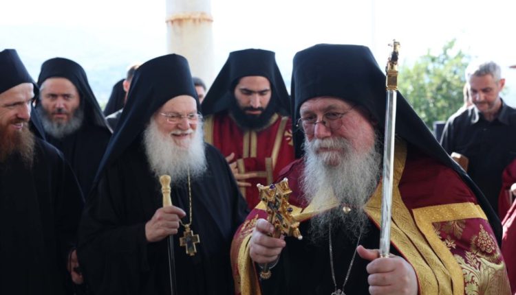 Η-υποδοχή-του-Μητροπολίτη-Φιλίππων-στην-Ιερά-Μεγίστη-Μονή-Βατοπαιδίου