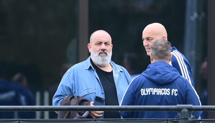Ολυμπιακός:-Αποκαλύψεις-Καραπαπά-για-τις-μεταγραφές-Πρώτος-στόχος-ο-Σα-για-την-θέση-του-Τζολάκη