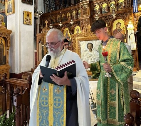 Ενθρόνιση-του-Ιερού-Εικονίσματος-του-Αγίου-Παντελεήμονος-στον-Ιερό-Ναό-Λουτρών-Αιδηψού