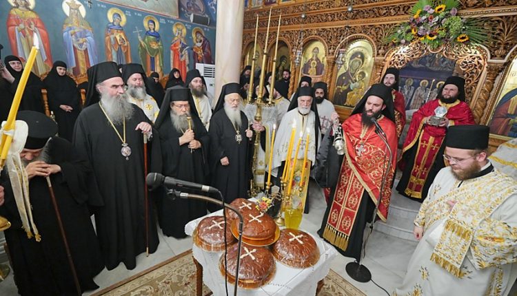 Πολυαρχιερατικός-Εσπερινός-ονομαστηρίων-Μητροπολίτου-Βεροίας-Παντελεήμονος