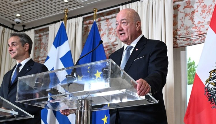kαγκελάριος-Αυστρίας:-Η-Ελλάδα-μια-από-τις-πλέον-ανθεκτικές-οικονομίες-της-Ευρώπης