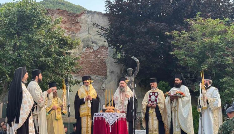 Ο-Αλεξανδρουπόλεως-Άνθιμος-στον-εορτασμό-του-πολιούχου-Φλωρίνης-Αγίου-Παντελήμονος
