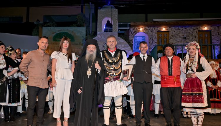 Πατρών-xρυσόστομος:-«Κρατήστε-ζωντανή-την-Ελλάδα»