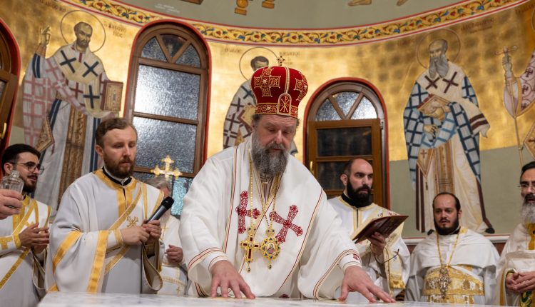 Ο-Θεσσαλονίκης-Φιλόθεος-τέλεσε-την-Ακολουθία-επί-της-Διασαλεύσεως-της-Αγίας-Τραπέζης-στον-Προφήτη-Ηλία-Πυλαίας-(ΦΩΤΟ)